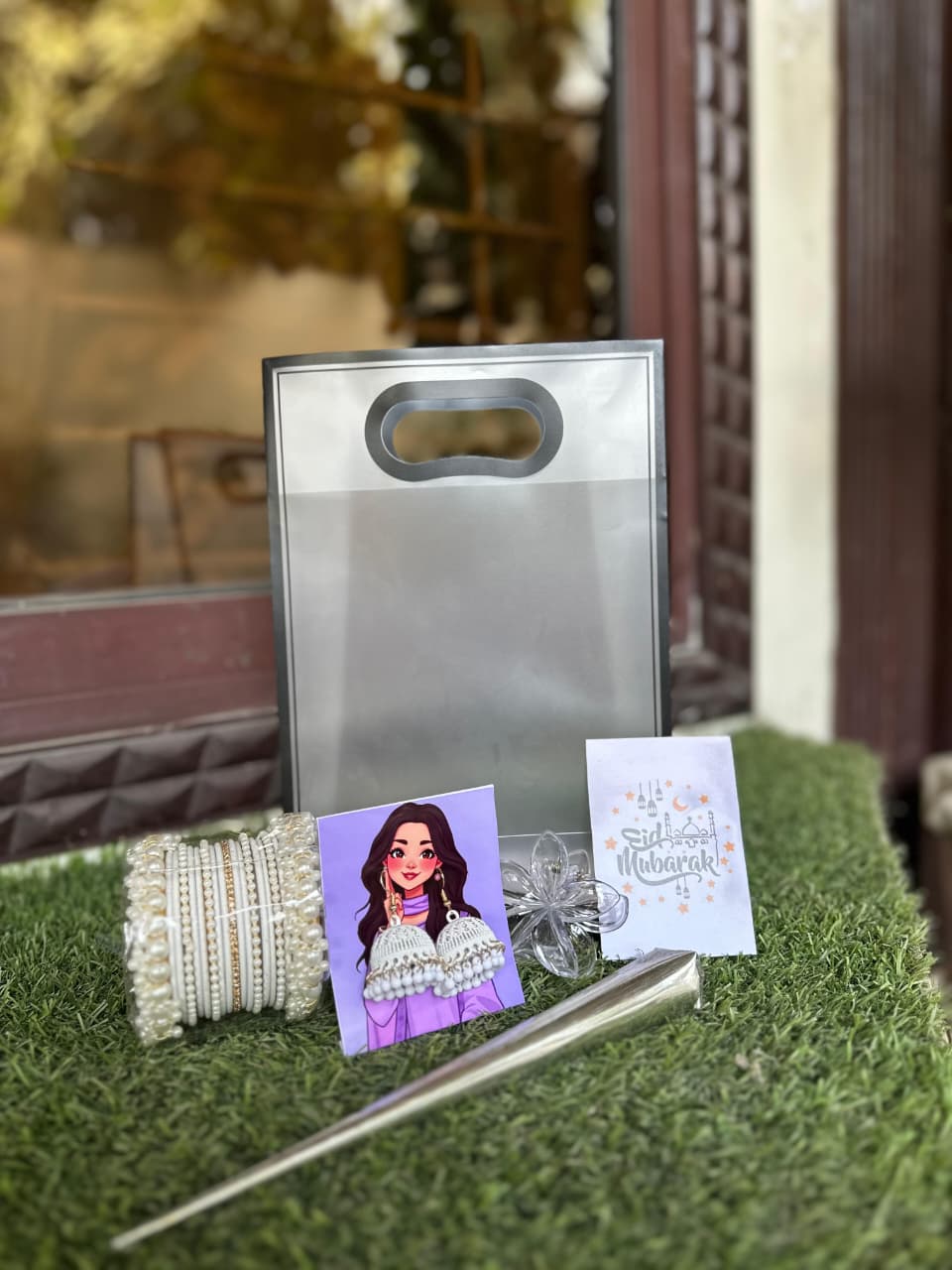 Eid gift hamper (white)